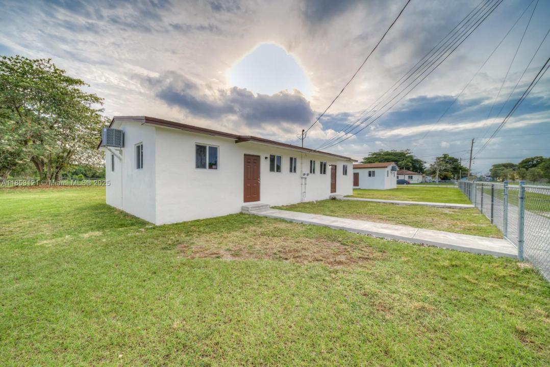 17715 SW 103rd Ave 17715, Miami, Flórida 33157, Estados Unidos