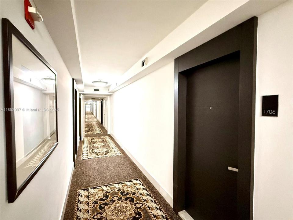 2851 NE 183rd St 1706E, Aventura, 佛罗里达州 33160, 美国