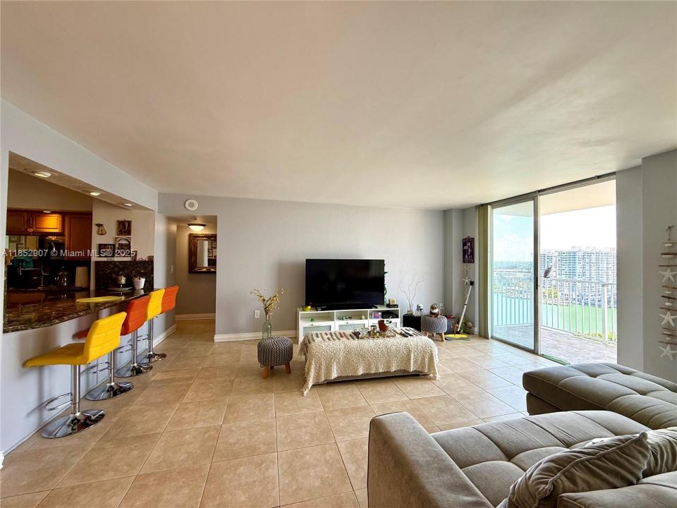 2851 NE 183rd St 1706E, Aventura, 佛罗里达州 33160, 美国