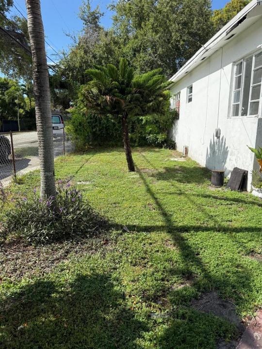 3100 SW 13th st 1, Miami, Florida 33145