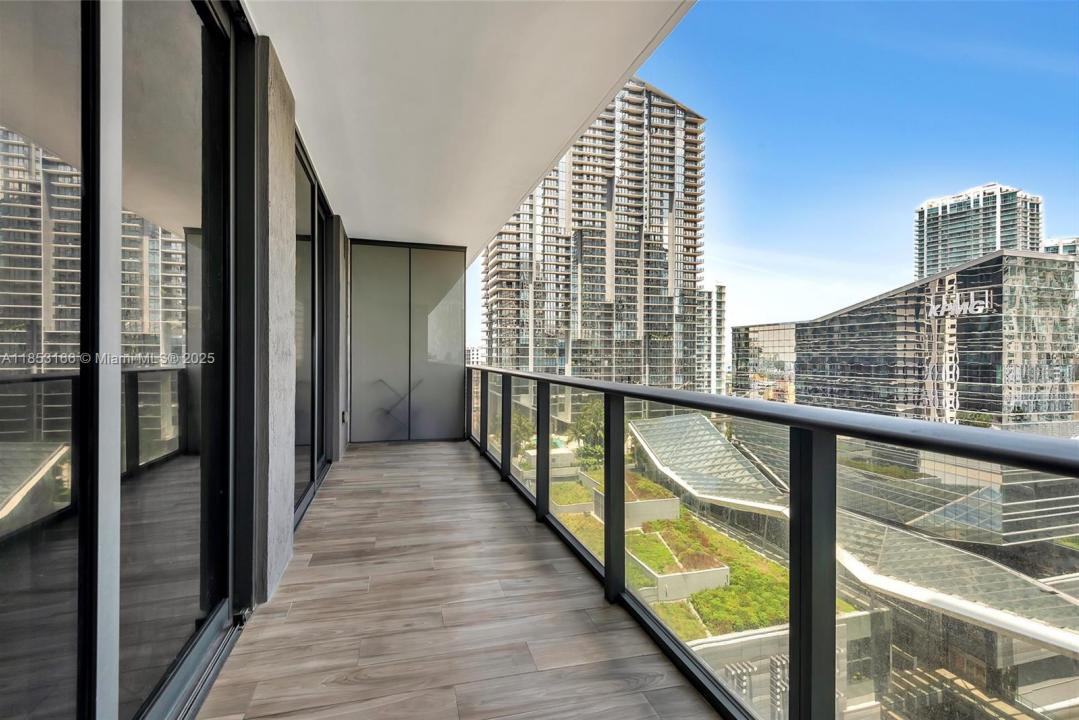 801 S Miami Ave 1708, Miami, Флорида 33130, Соединенные Штаты