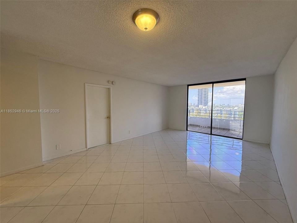500 Three Islands Blvd 715, Hallandale Beach, Florida 33009