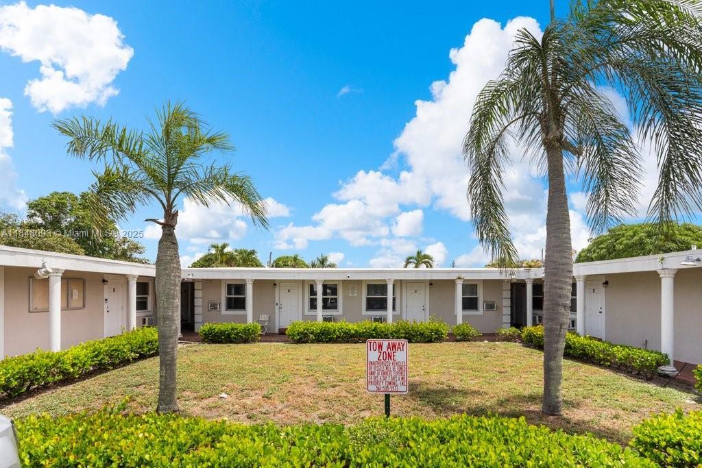 320 NE 13th Ave, Boynton Beach, פלורידה 33435, ארצות הברית של אמריקה 