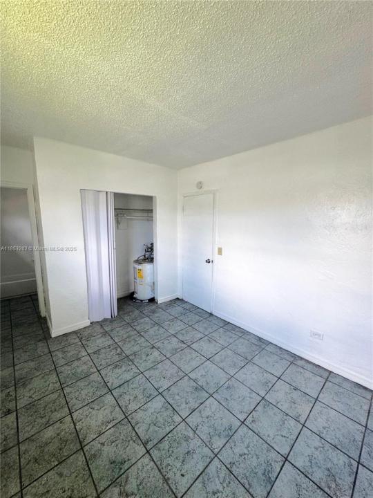 840 NW 70th St 7, Miami, Flórida 33150, Estados Unidos