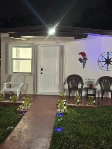 531 E 63rd St B, Hialeah, Florida 33013, USA