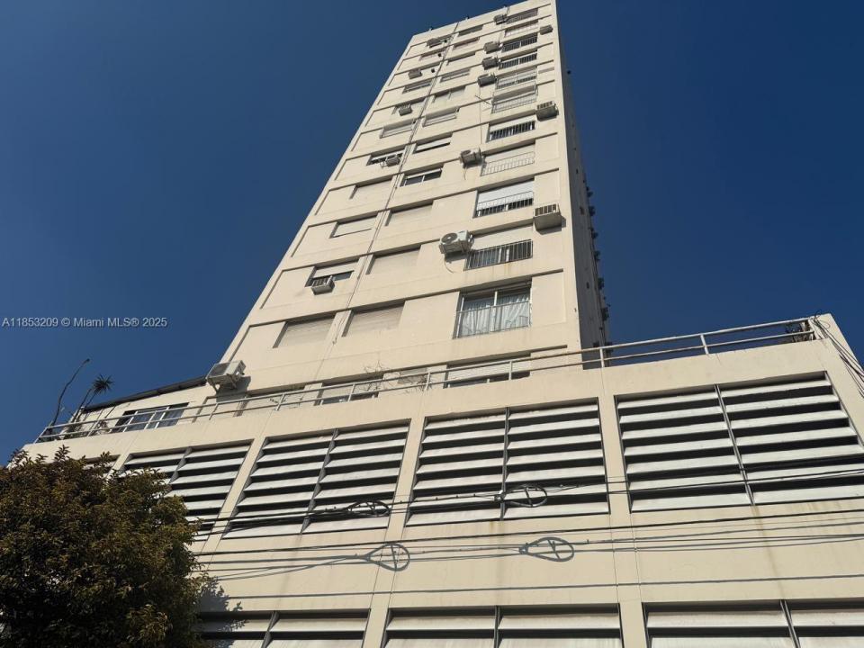 Yerbal 3924 Yerbal 3924 Floresta Buenos Aires 14, Florida 3924, Stati Uniti