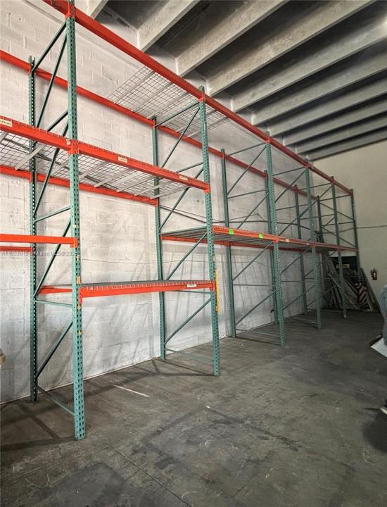8212 NW 30th Ter, Doral, Florida 33122