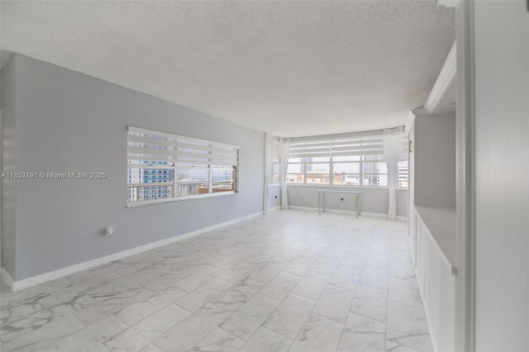 1950 S Ocean Dr 21F, Hallandale Beach, Flórida 33009, Estados Unidos