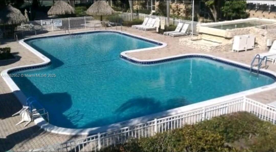 404 NW 68th Ave 304, Plantation, Флорида 33317, Соединенные Штаты