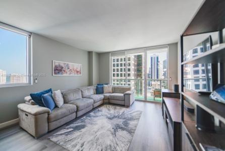 55 SE 6th St 2110, Miami, Florida 33131, USA