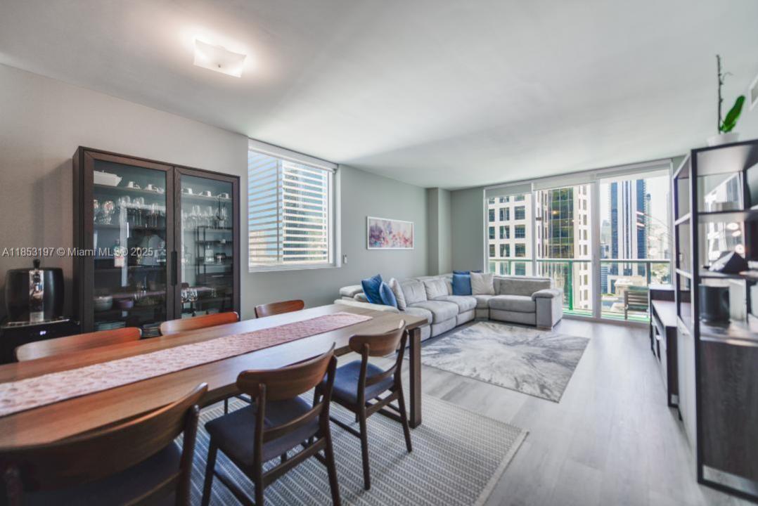 55 SE 6th St 2110, Miami, Florida 33131