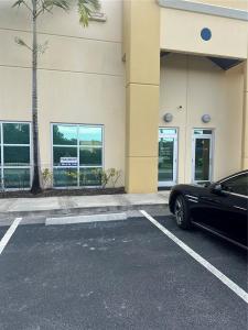 10380 W State Road 84 3, Davie, Florida 33324, USA