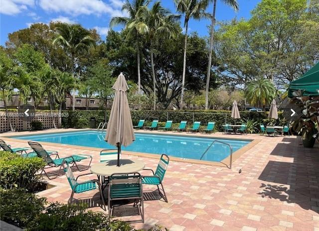 14346 SW 96th Ln, Miami, 佛羅里達州 33186, 美國