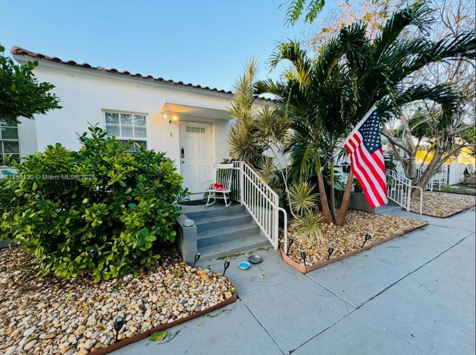 8401 Crespi Blvd 3, Miami Beach, Flórida 33141, Estados Unidos