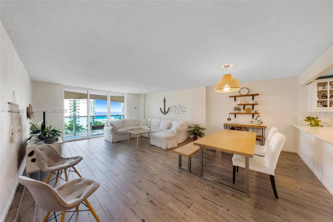 3800 S Ocean Dr 817, Hollywood, Florida 33019, USA