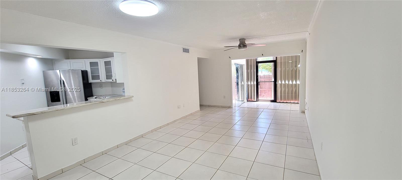 9403 Fontainebleau Blvd 114, Miami, Florida 33172, USA