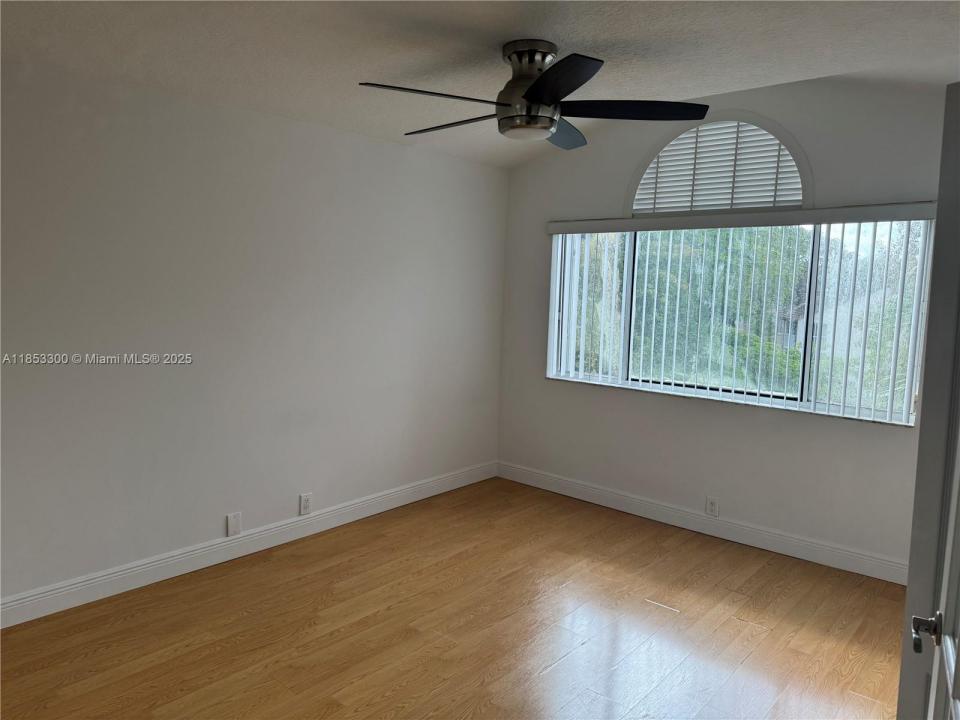 13910 SW 91st Ter 13910, Miami, Florida 33186