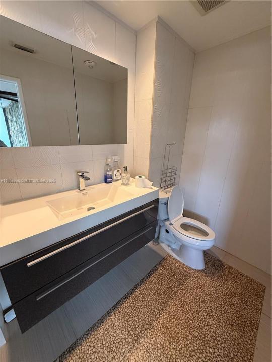 1125 NE 125th St, North Miami, Florida 33161, Estados Unidos