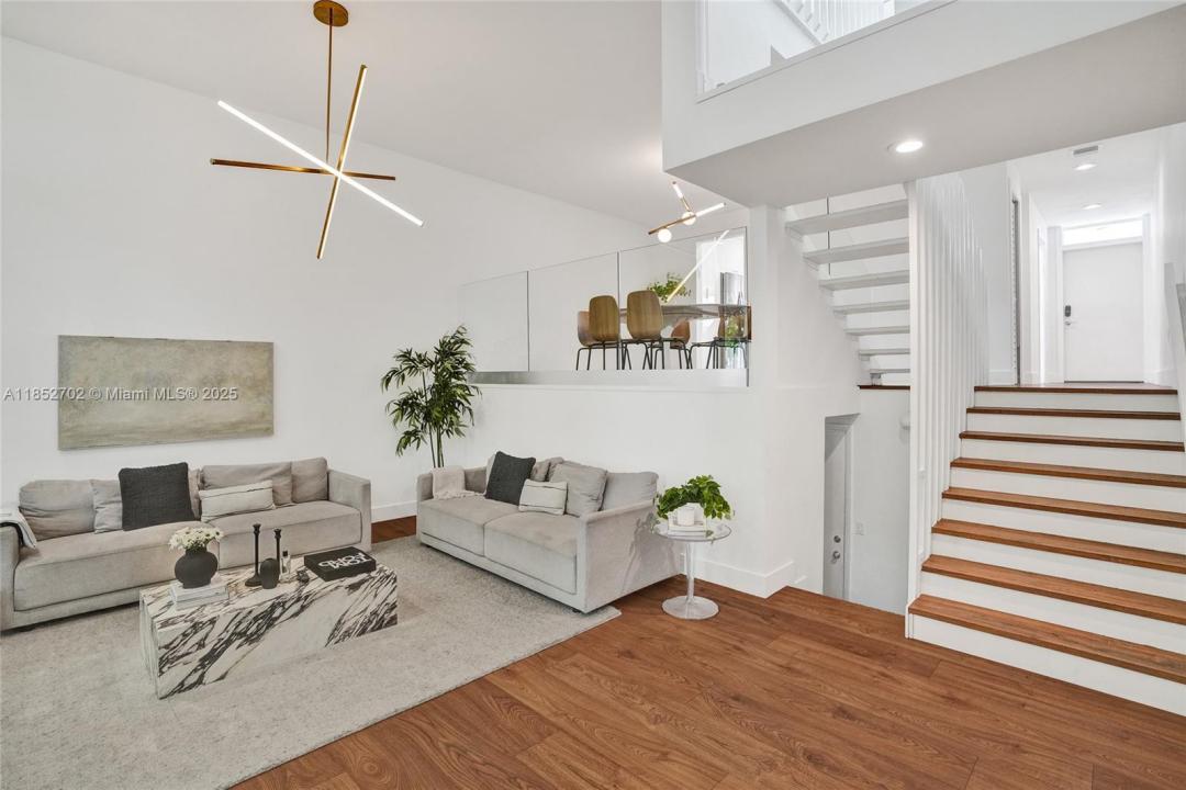 1175 101st St 2, Bay Harbor Islands, Flórida 33154, Estados Unidos