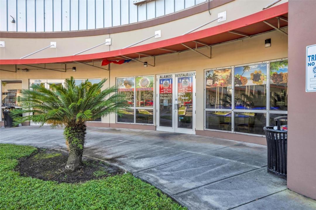 3942 Pembroke Rd, Hollywood, Florida 33021
