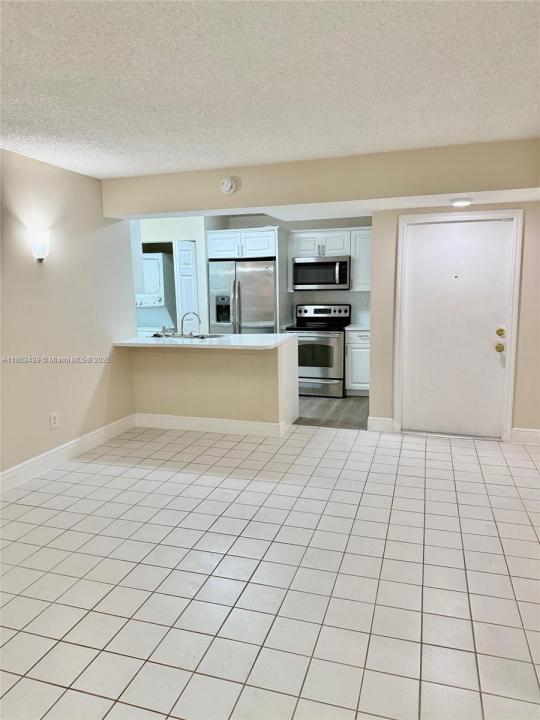 905 NE 209th St 102-30, Miami, Florida 33179