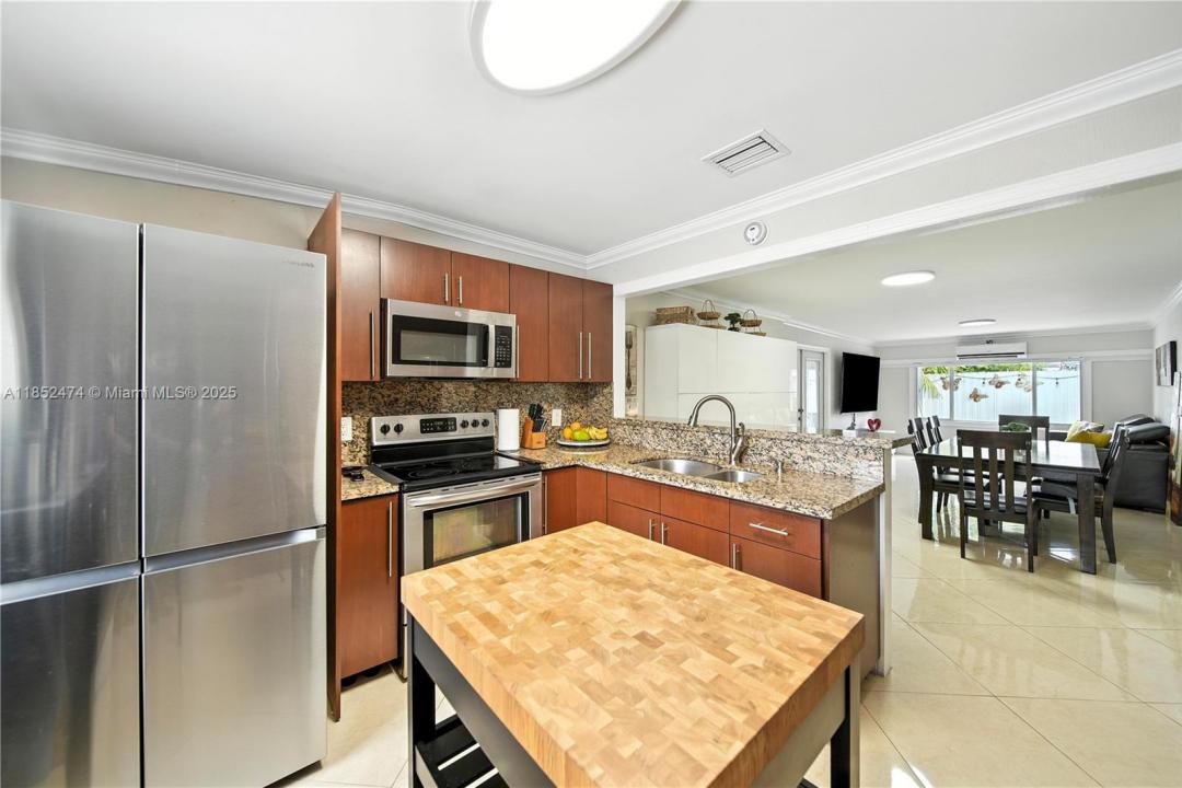 5005 E 6th Ave, Hialeah, 佛罗里达州 33013, 美国