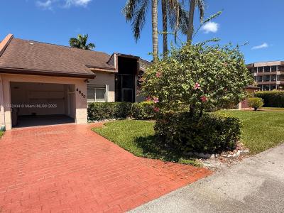 4690 S Fountains Dr S, Lake Worth, Florida 33467, USA
