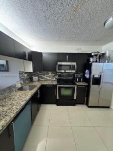 3000 NW 42nd Ave B505, Coconut Creek, Florida 33066, USA