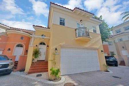 18345 NE 30th Pl 18345, Aventura, Florida 33160, USA