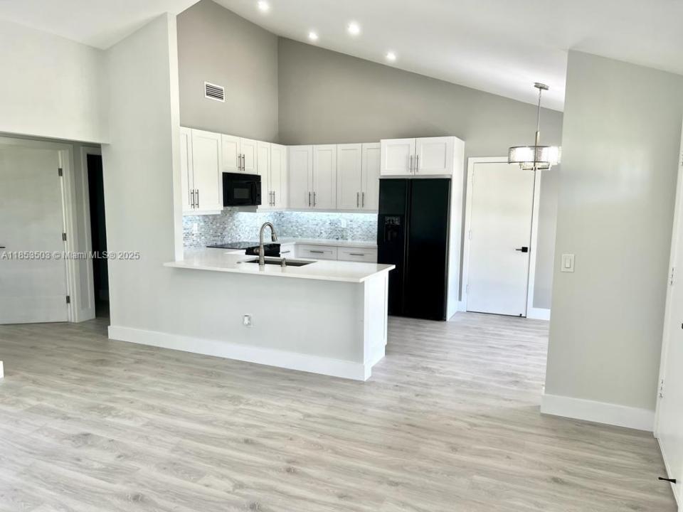 23260 New Coach Way, Boca Raton, 佛罗里达州 33433, 美国