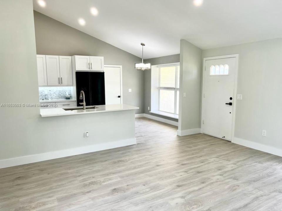 23260 New Coach Way, Boca Raton, 佛罗里达州 33433, 美国