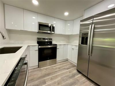 11281 SW 88th St 215K, Miami, Florida 33176, USA