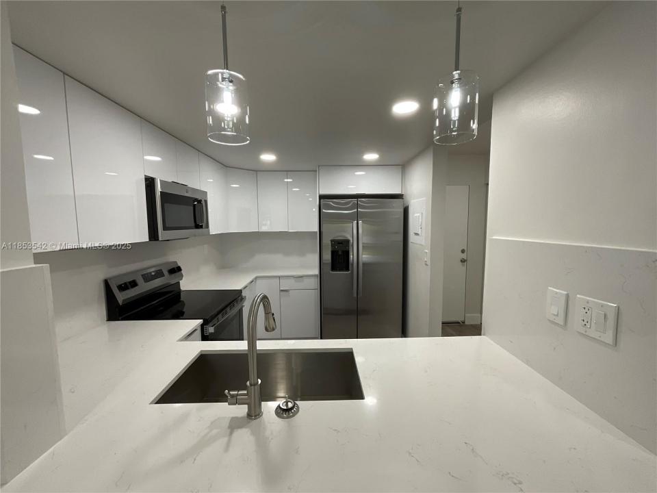 11281 SW 88th St 215K, Miami, 佛罗里达州 33176, 美国