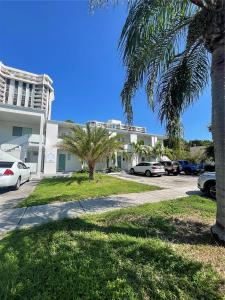 1385 NE 105th St 4, Miami Shores, Florida 33138, USA