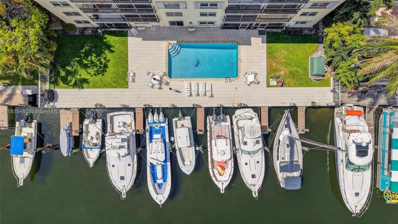 1435 SE 15th St 302, Fort Lauderdale, Флорида 33316, Соединенные Штаты