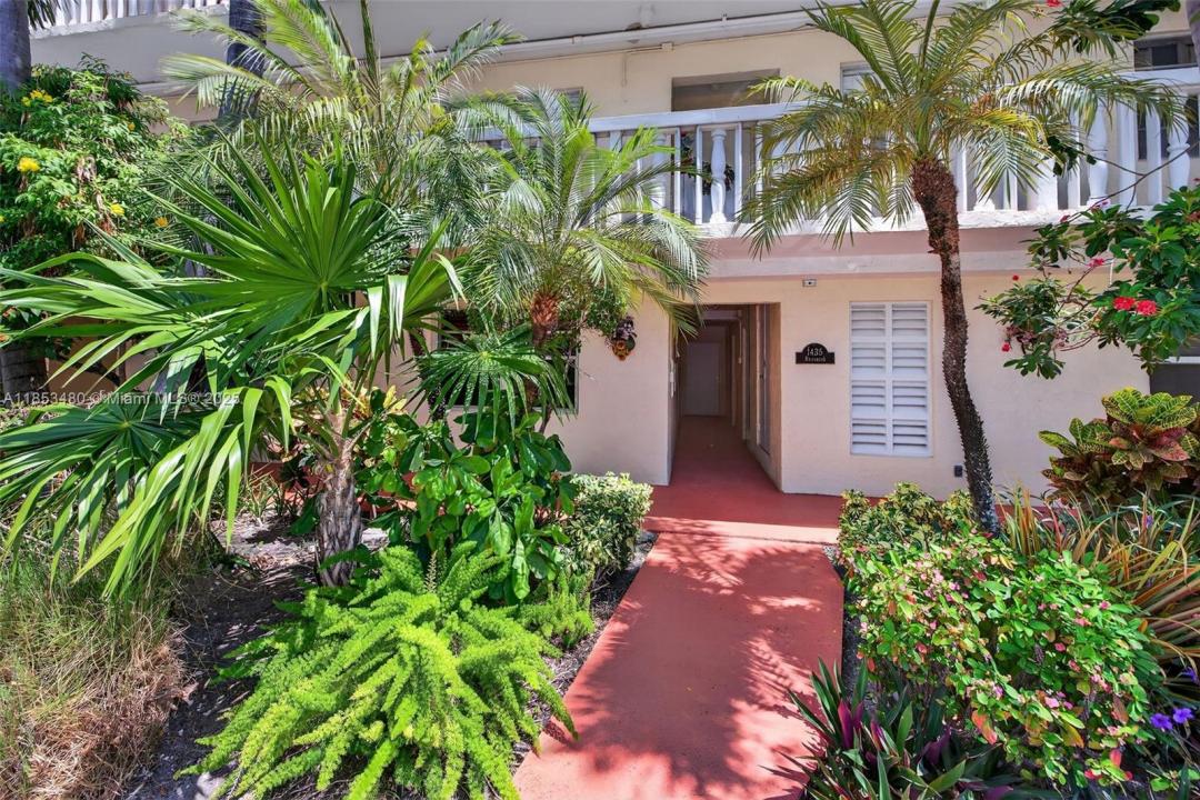 1435 SE 15th St 302, Fort Lauderdale, Флорида 33316, Соединенные Штаты