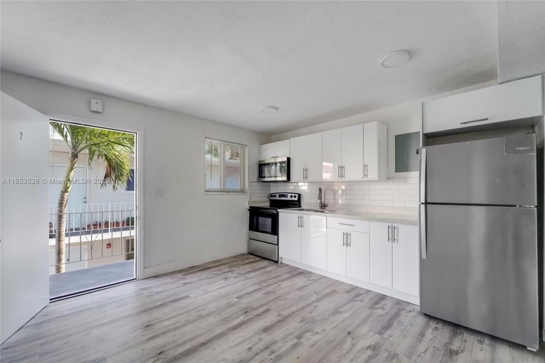 1630 NW 18th St 3, Miami, Floride 33125, États-Unis