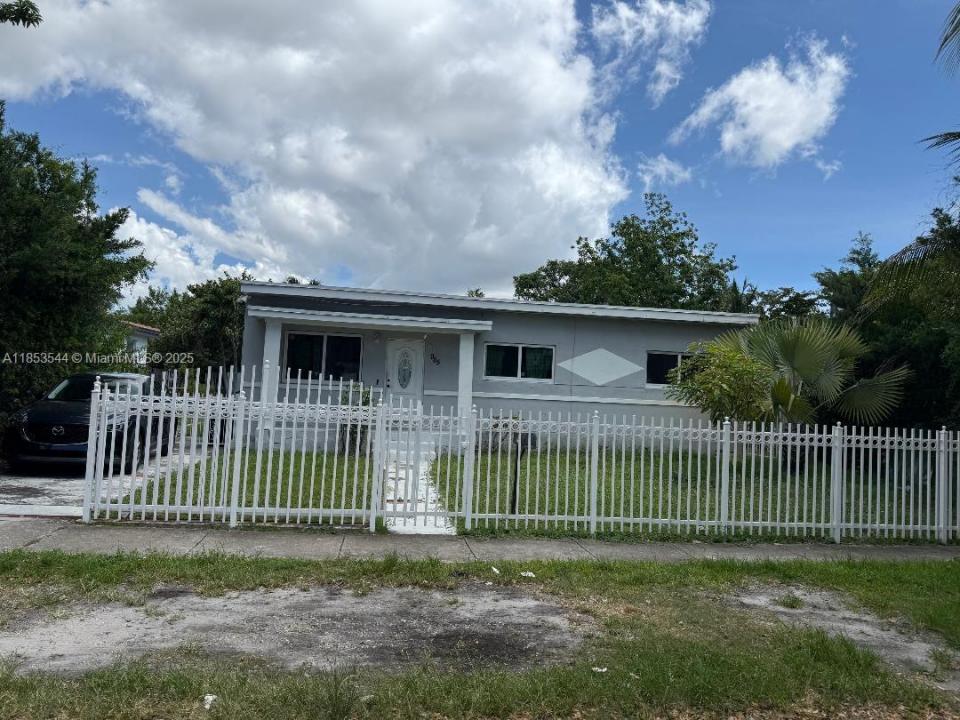 985 NE 146th St, North Miami, 플로리다 33161, 미국