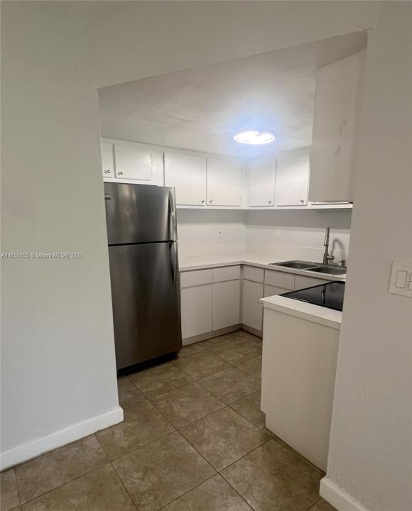 5780 SW 61st St 2, Miami, 佛羅里達州 33143, 美國