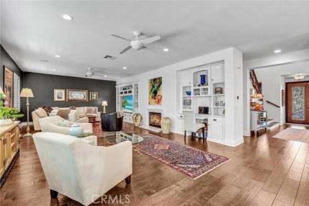 Redwood Canyon Place, Saugus, Kaliforniya 91390, Amerika Birleşik Devletleri