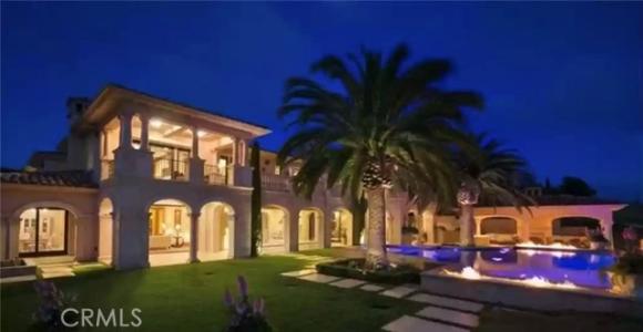 Mystique, Newport Coast, California 92657, Stati Uniti