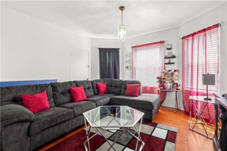 123 Cowden Street, Central Falls, ロードアイランド 02863, アメリカ合衆国