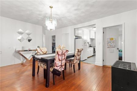 123 Cowden Street, Central Falls, ロードアイランド 02863, アメリカ合衆国