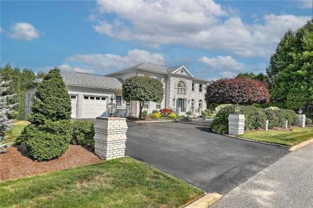 102 Cranberry Terrace, Cranston, RI 02921, USA