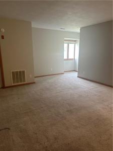 293 Cowesett Avenue 2, West Warwick, Rhode Island 02893, Estados Unidos
