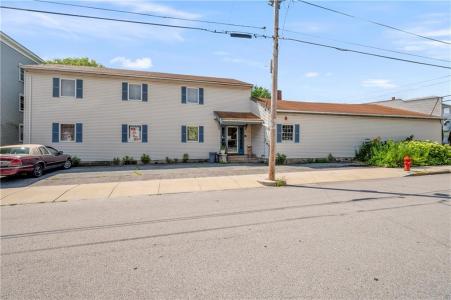 617 Elm Street, Woonsocket, 로드아일랜드 02895, 미국