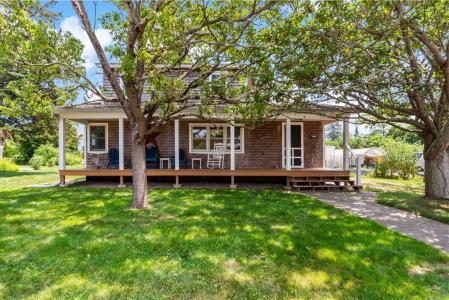 39 Salt Pond Way, Westerly, RI 02891, USA