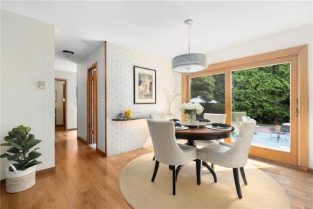 39 Applewood Road, Cranston, Rhode Island 02920