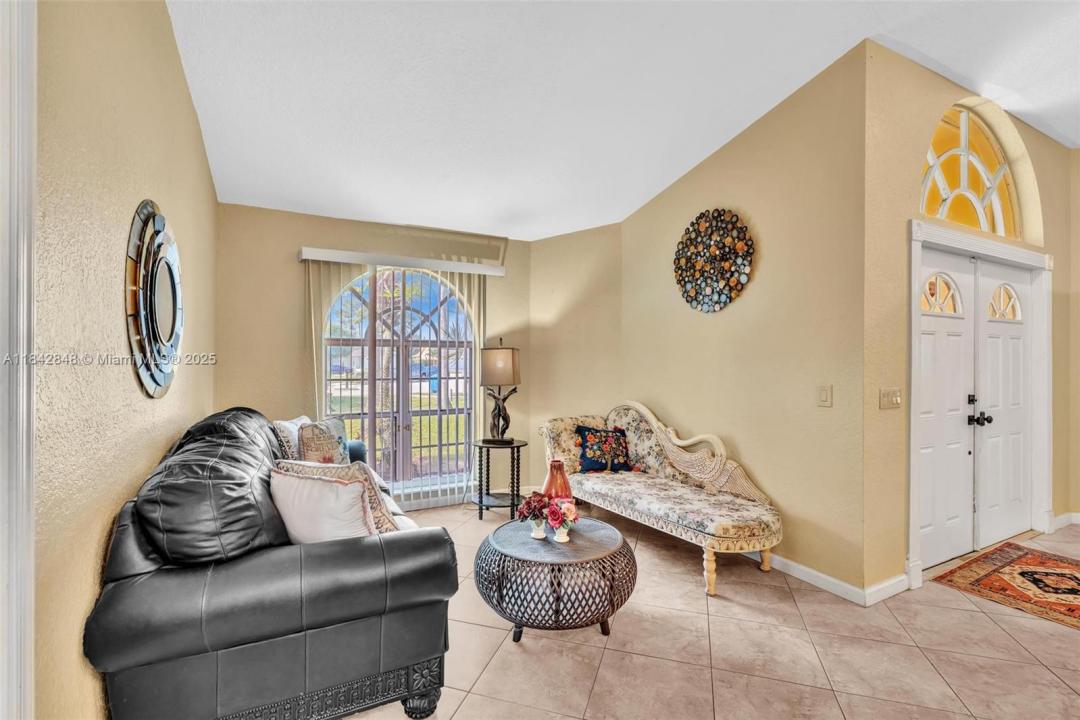 104 Oxford Ct, Royal Palm Beach, 佛羅里達州 33411, 美國