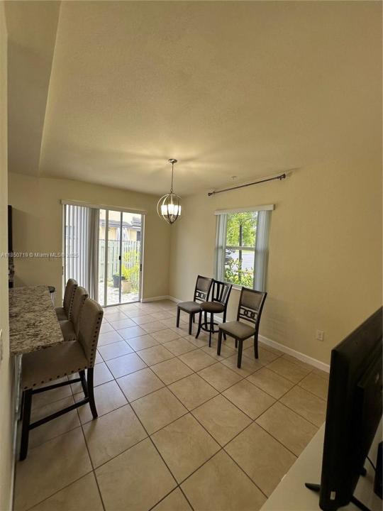 133 SE 28th Ter 8, Homestead, Flórida 33033, Estados Unidos